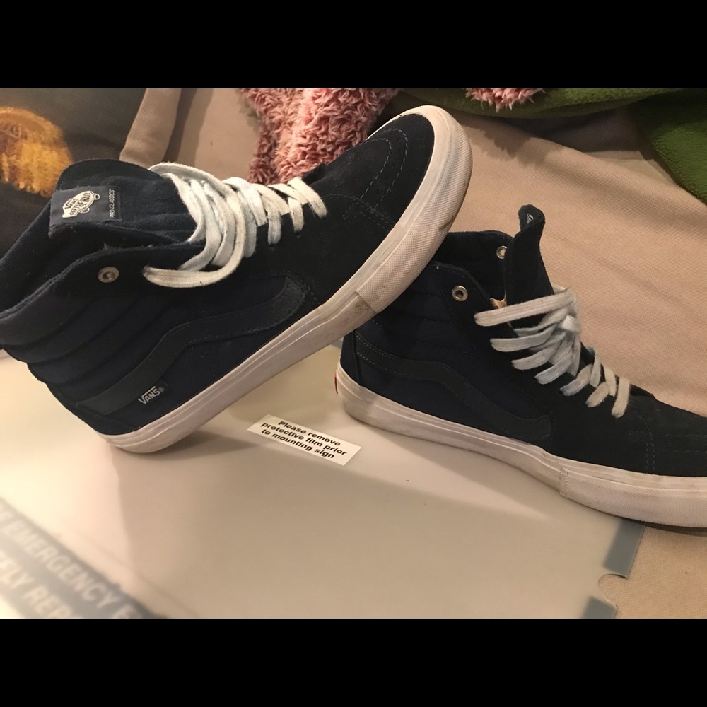 Vans Sk8 hi pro 9.5 men’s. 11 women’s shoes skate.